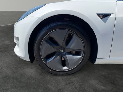 2020 Tesla Model 3 — interior view