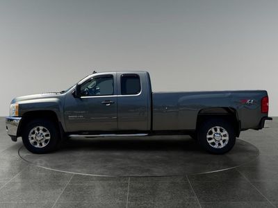 2011 Chevrolet Silverado 3500HD — detail view