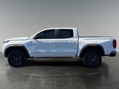2025 GMC Canyon — detail view