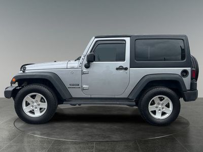 2016 Jeep Wrangler — detail view