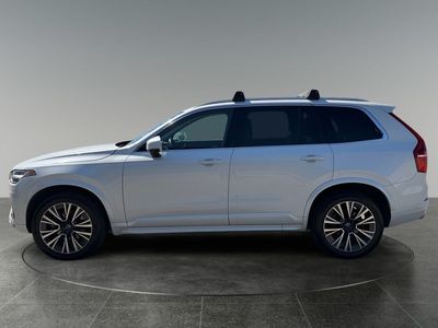 2020 Volvo XC90 — detail view