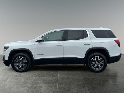 2022 GMC Acadia — detail view