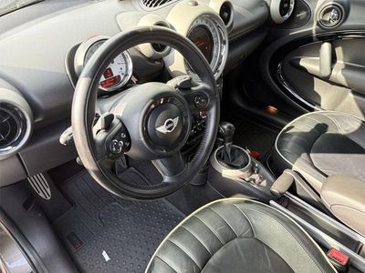 2012 MINI Cooper S Countryman — side profile view