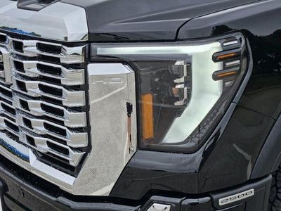 2026 GMC Sierra 2500 HD — detail view