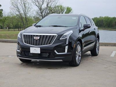 2026 Cadillac XT5 — side profile view