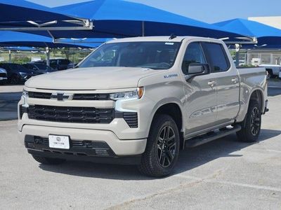 2026 Chevrolet Silverado 1500 — side profile view