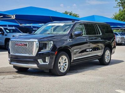 2022 GMC Yukon XL — side profile view