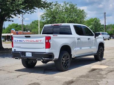 2025 Chevrolet Silverado 1500 — detail view