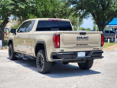 2023 GMC Sierra 1500 — interior view