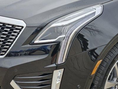 2026 Cadillac XT5 — detail view
