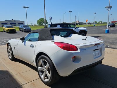 2008 Pontiac Solstice — rear three-quarter view