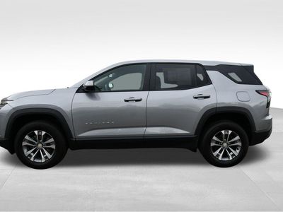2025 Chevrolet Equinox — interior view