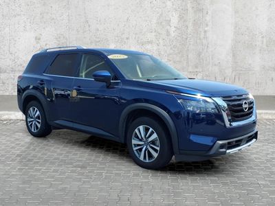 2025 Nissan Pathfinder — side profile view