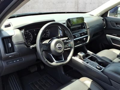 2025 Nissan Pathfinder — detail view