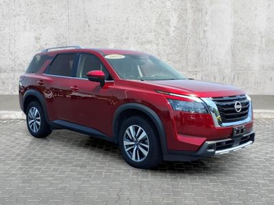 2025 Nissan Pathfinder — side profile view