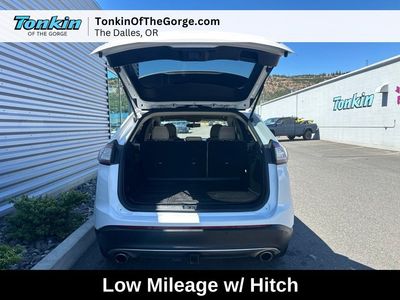 2018 Ford Edge — interior view