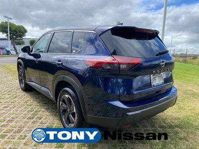 2025 Nissan Rogue — detail view