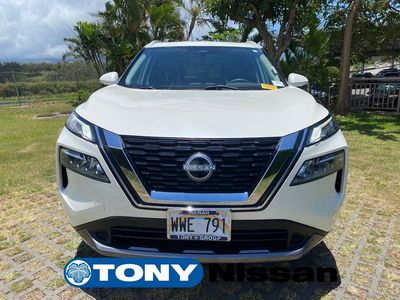 2023 Nissan Rogue — side profile view