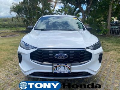 2023 Ford Escape — side profile view
