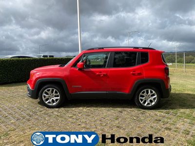 2017 Jeep Renegade — interior view