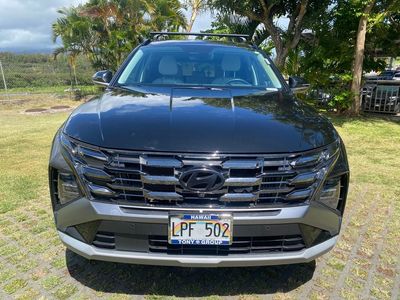 2025 Hyundai Tucson Hybrid — side profile view