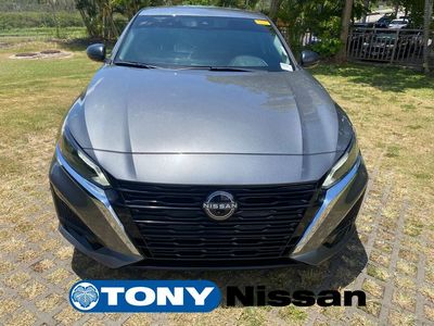 2024 Nissan Altima — side profile view