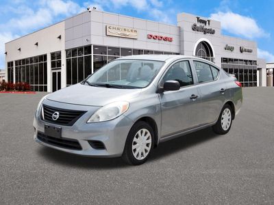 2014 Nissan Versa — interior view