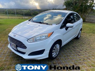 2016 Ford Fiesta — rear three-quarter view