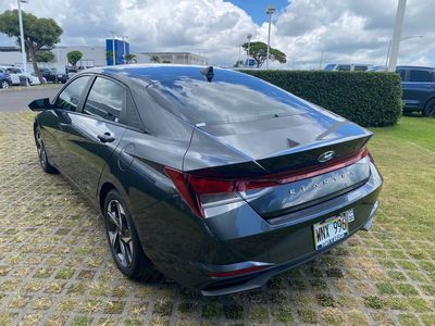2023 Hyundai Elantra — detail view
