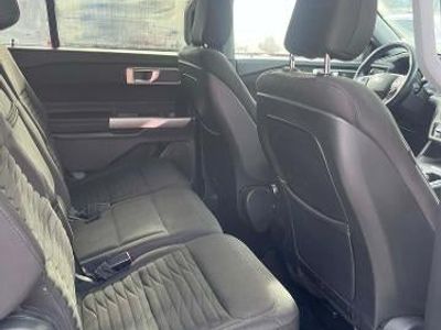 2020 Ford Explorer — detail view