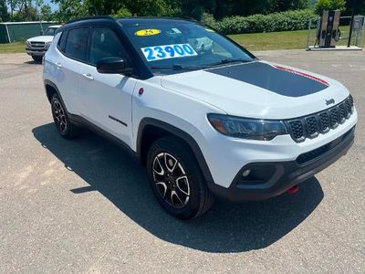 2025 Jeep Compass — side profile view