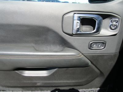 2025 Jeep Wrangler 4xe — detail view