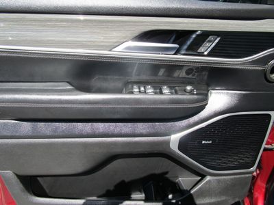 2022 Jeep Wagoneer — detail view