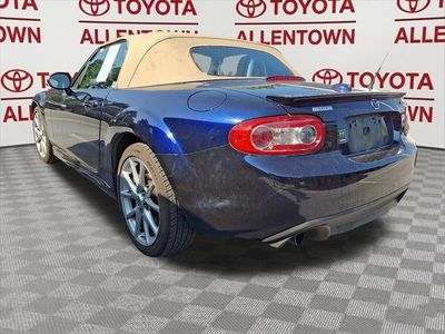 2009 Mazda Mazda MX-5 — interior view