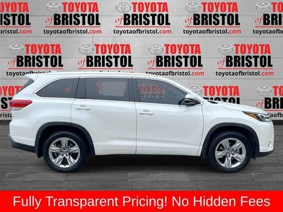 2019 Toyota Highlander — side profile view