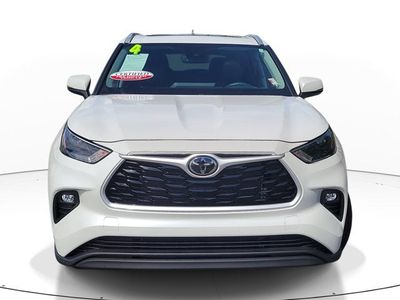 2024 Toyota Highlander — side profile view