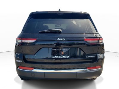 2024 Jeep Grand Cherokee — detail view