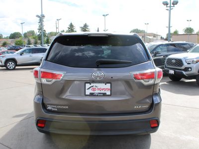 2014 Toyota Highlander — interior view