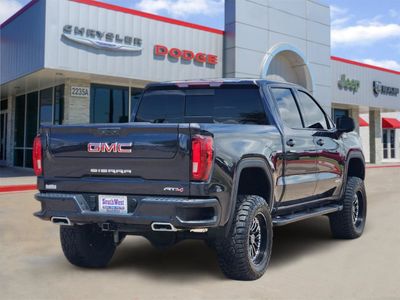 2023 GMC Sierra 1500 — detail view