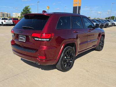 2020 Jeep Grand Cherokee — detail view