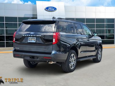 2026 Ford Expedition — detail view