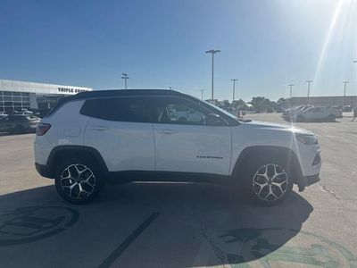 2025 Jeep Compass — side profile view