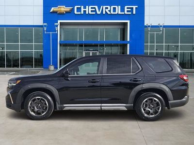 2023 Honda Pilot — rear three-quarter view