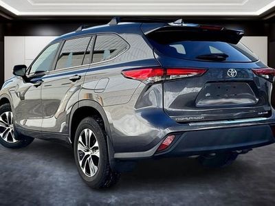 2023 Toyota Highlander — interior view