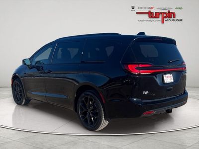 2026 Chrysler Pacifica — rear three-quarter view
