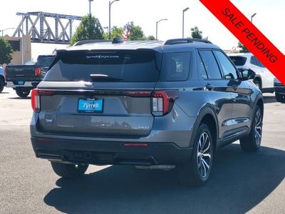 2025 Ford Explorer — detail view