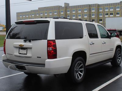 2012 Chevrolet Suburban — detail view
