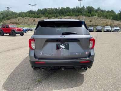 2021 Ford Explorer — detail view