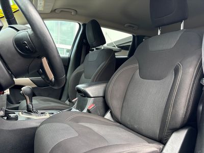 2017 Jeep Cherokee — detail view
