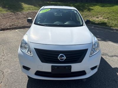 2014 Nissan Versa — side profile view
